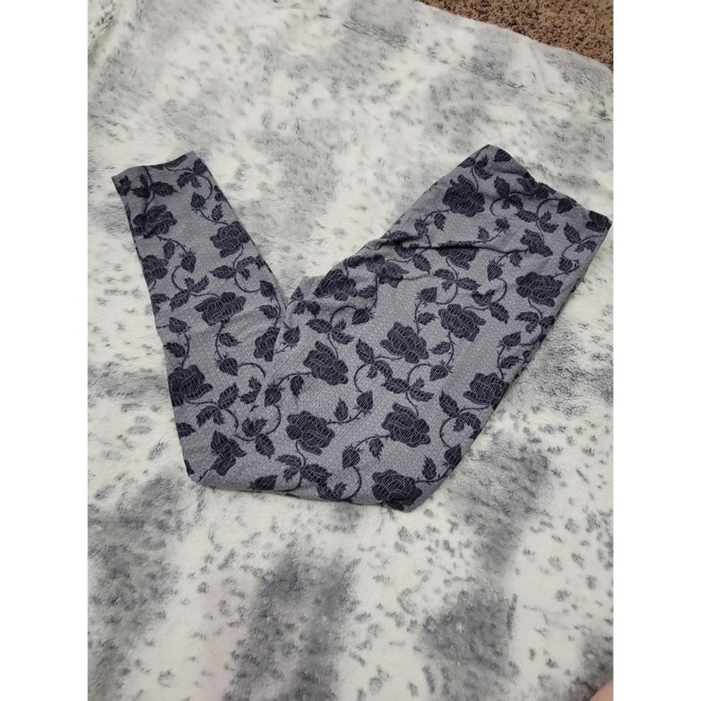 Grey Black Rose Lularoe leggings